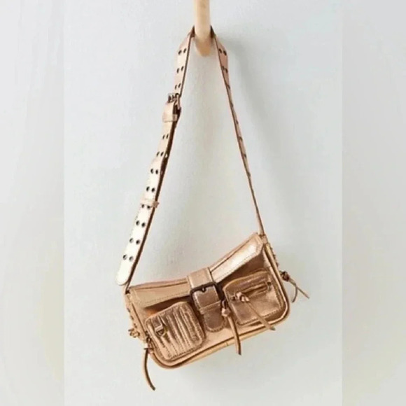 NWT new FREE PEOPLE high speed crossbody bag champagne metallic gold leather